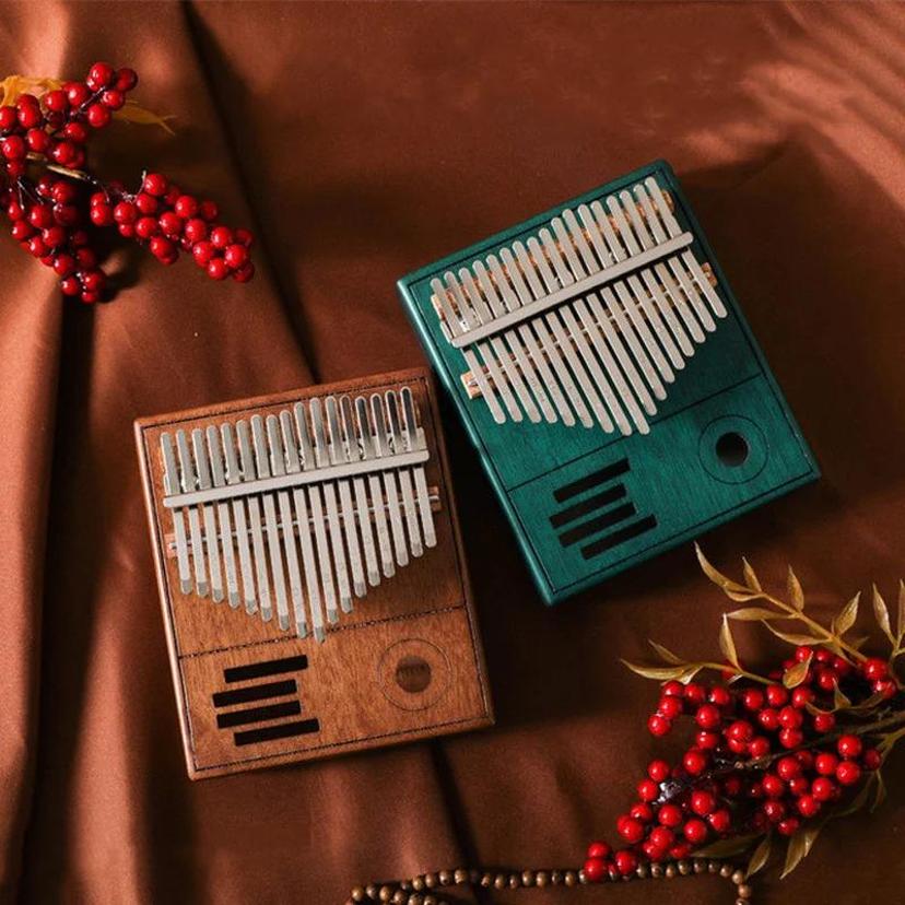 A Musical Instrument With Keys - Retro Kalimba 17 Key Thumb Klavier