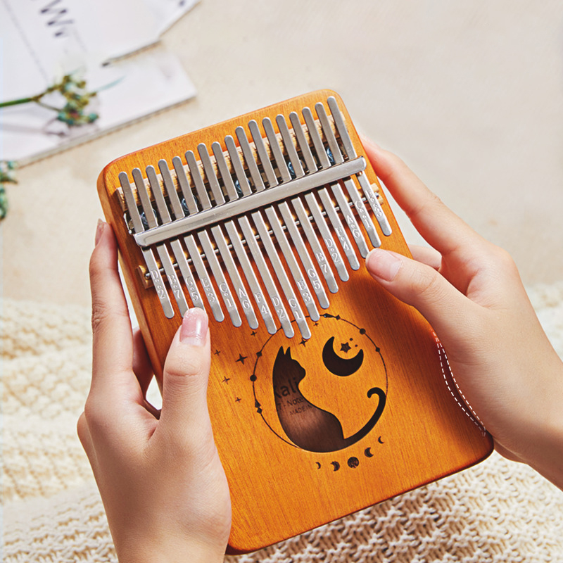 17-Tasten Kalimba Farbverlauf  – A Musical Instrument With Keys Bewertung und Preis